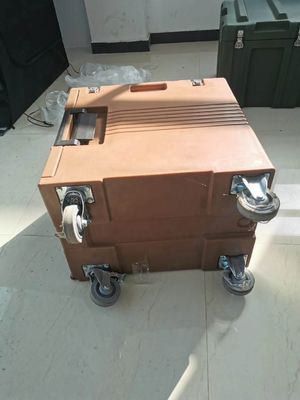 65cm x 45cm x 63.5cm Εξωτερικό μέγεθος Απομονωμένο κουτί τροφίμων 90L όγκος για τη διατήρηση των τροφίμων ζεστά