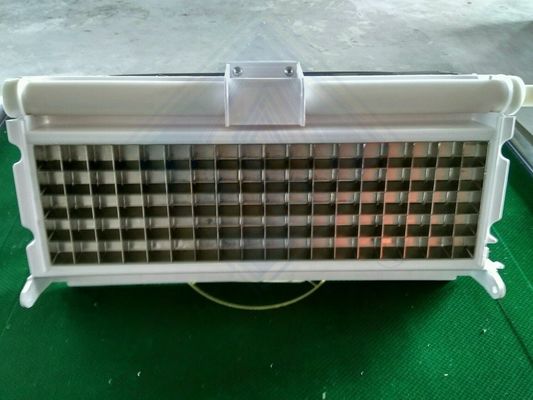 Μηχανή κατασκευής παγωτού για την εμπορική παραγωγή 22*22mm παγωτούς κυβικών χωρητικότητας 75kg/ημέρα