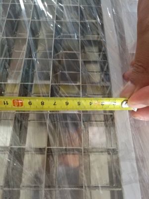 Μηχανή κατασκευής παγωτού για την εμπορική παραγωγή 22*22mm παγωτούς κυβικών χωρητικότητας 75kg/ημέρα