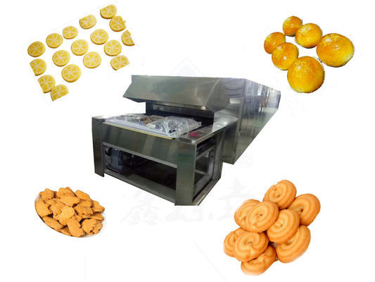 Μεσαίου μεγέθους φούρνος σήραγγας για τη μαγειρική μπισκότων και ομελέτες αυγών σε κατάστημα τροφίμων και ποτών