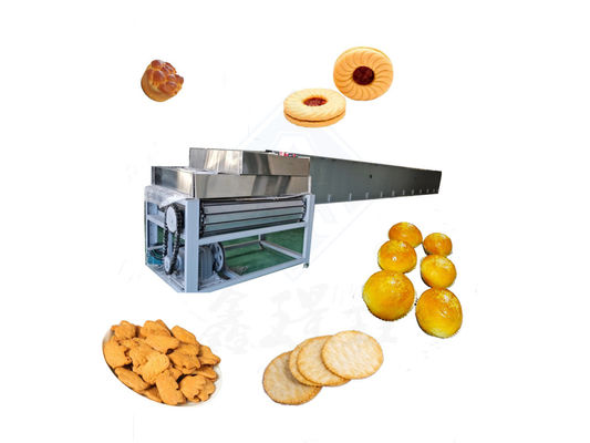 Μεσαίου μεγέθους φούρνος σήραγγας για τη μαγειρική μπισκότων και ομελέτες αυγών σε κατάστημα τροφίμων και ποτών