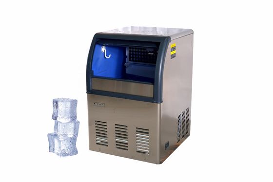 Μηχανή κατασκευής παγωτού εμπορικού χάρτη 5000kg Αυτοματοποιημένη ψύξη αέρα Sanyo συμπιεστή