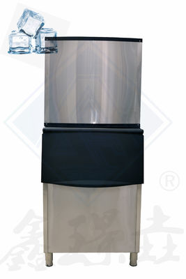 Η μηχανή για παγωτό είναι η τέλεια προσθήκη στην εμπορική κουζίνα σας.