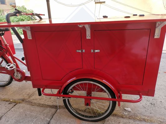 Τροχαία τροφίμων σε παλιά τροχόσπιτα κινητό καφέ τροφίμων ποδήλατο καρότσι με επιλογές λιανικής πώλησης