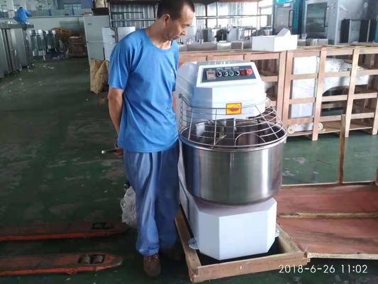 Βιομηχανικά ξενοδοχεία Μείγμα ζύμης Πλανητική σπειροειδής μηχανή ζύμωσης ψωμιού