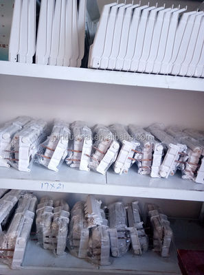 Δυνατότητα αποθήκευσης πάγου 150KG Εξάτμισμα πάγου 400kg/ημέρα για συνεπή παραγωγή πάγου