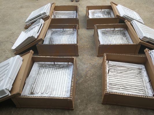 Μακροχρόνια διάρκεια ζωής Βιομηχανικός Εμπορικός Αυτοματοποιημένος Κατασκευαστής Κουβίδων Πάγου 19x18 Εξάπλωμα Πάγου