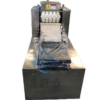 Μηχανή παρασκευής κέικ βατόμουρου Πλήρως αυτόματη γραμμή παραγωγής για κρέμα μπισκότα και μπισκότα