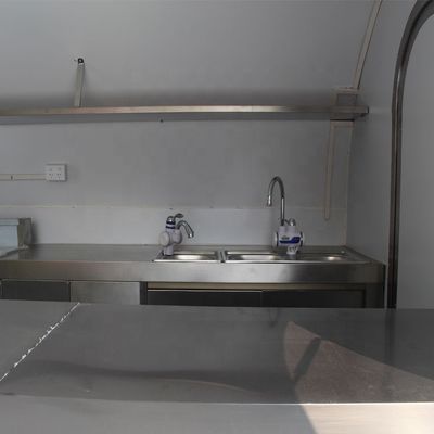 Εύκολο καλάθι πωλήσεων για λουκάνικα και σνακ σε εργοστάσια επεξεργασίας φρούτων