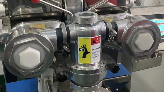 2020 Ετήσια αυτόματη γλυκιά στρογγυλή μηχανή γεμίσματος παγωτού Kubba Mochi