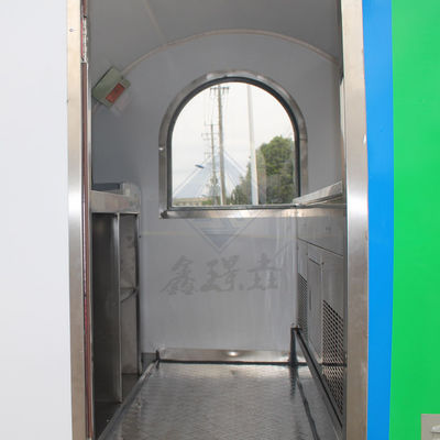 Προσαρμοσμένο βιομηχανικό στρογγυλό μοντέλο τετραγωνικό κινητό φορτηγό τροφίμων 2.8M μεμονωμένο / διπλό άξονα