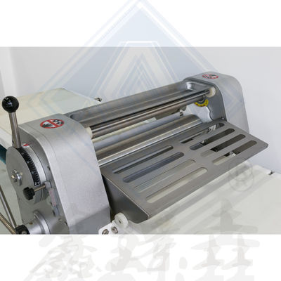 240kgs Output Βιομηχανικό ψωμί εξοπλισμός αρτοποιίας Πίνακας πάνω από το τραπέζι Πίνακα ζύμης για baguette