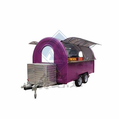 Μετακίνητο φορτηγό τροφίμων με ένα ή δύο άξονες με κάλυψη και εξατομικευμένο εξοπλισμό μαγειρικής