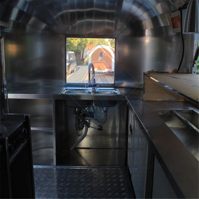 Σχεδιασμός κινητών εξατομικευμένων φορτηγών τροφίμων από ανοξείδωτο χάλυβα Βιομηχανικό 4M μεμονωμένο / διπλό άξονα