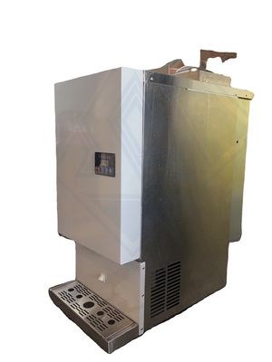 Μηχανή πάγου Bristol Compressor 100kg για την αυτόματη παραγωγή παγωτού