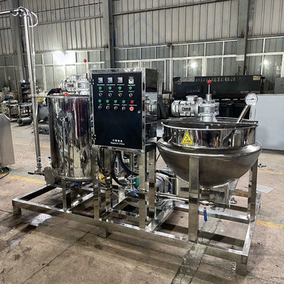 Μηχανή χύσης 220V/380V για την κατασκευή σκληρού λουκάνικου Gummy Bear Strawberry Shape Candy