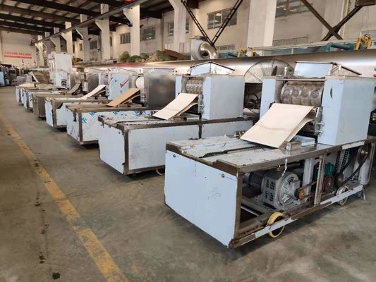 220V/380V τάση Εμπορικός κατασκευαστής μπισκότων με προσαρμοσμένο σχεδιασμό 2350*1150*1350mm