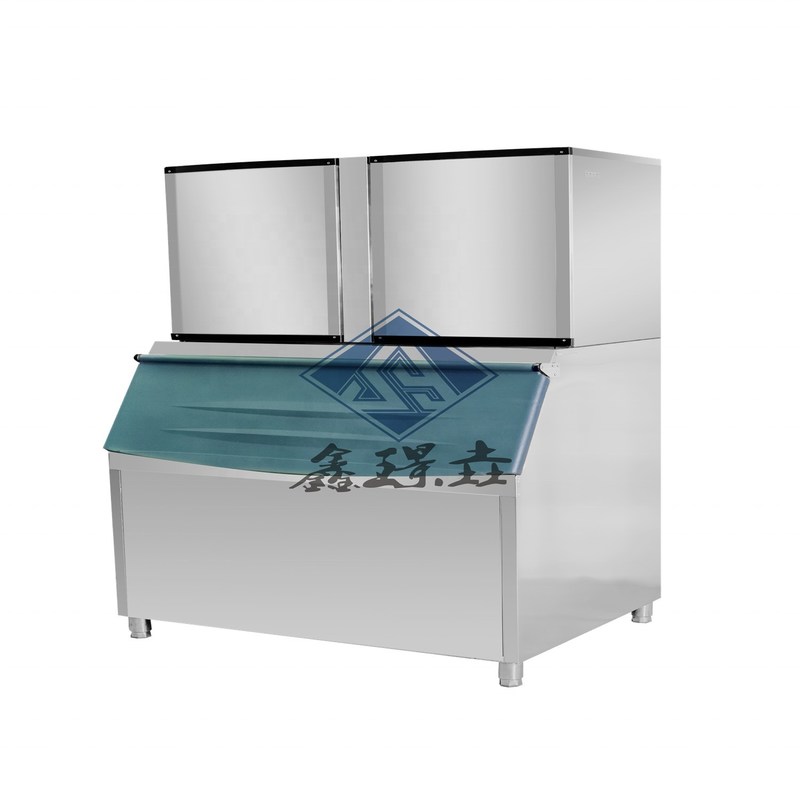 Βιομηχανικός κατασκευαστής πάγου 2400 1088kg/ημέρα 300Kg Ιδιότητα αποθήκευσης πάγου 220V τάση